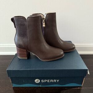 RARE Sperry Seaport Heel Water Resistant Leather Snakeskin Boot